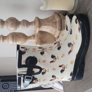 Western Chief women's chickens/roosters rain boots